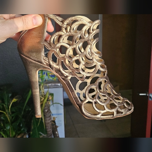 Oscar de la renta Gladia heels - Picture 16 of 16